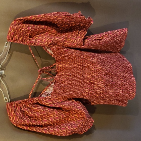 Ava & Viv Geometric Puffed Sleeve Blouse Size 1X NWT - 2/$15 - Picture 3 of 8